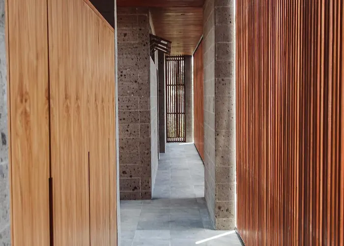 The River House Group Вилла Чангу