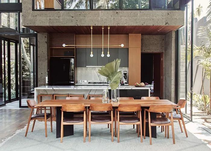 The River House Group Чангу