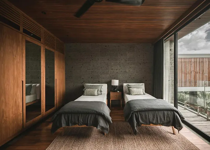 Villa The River House Group *